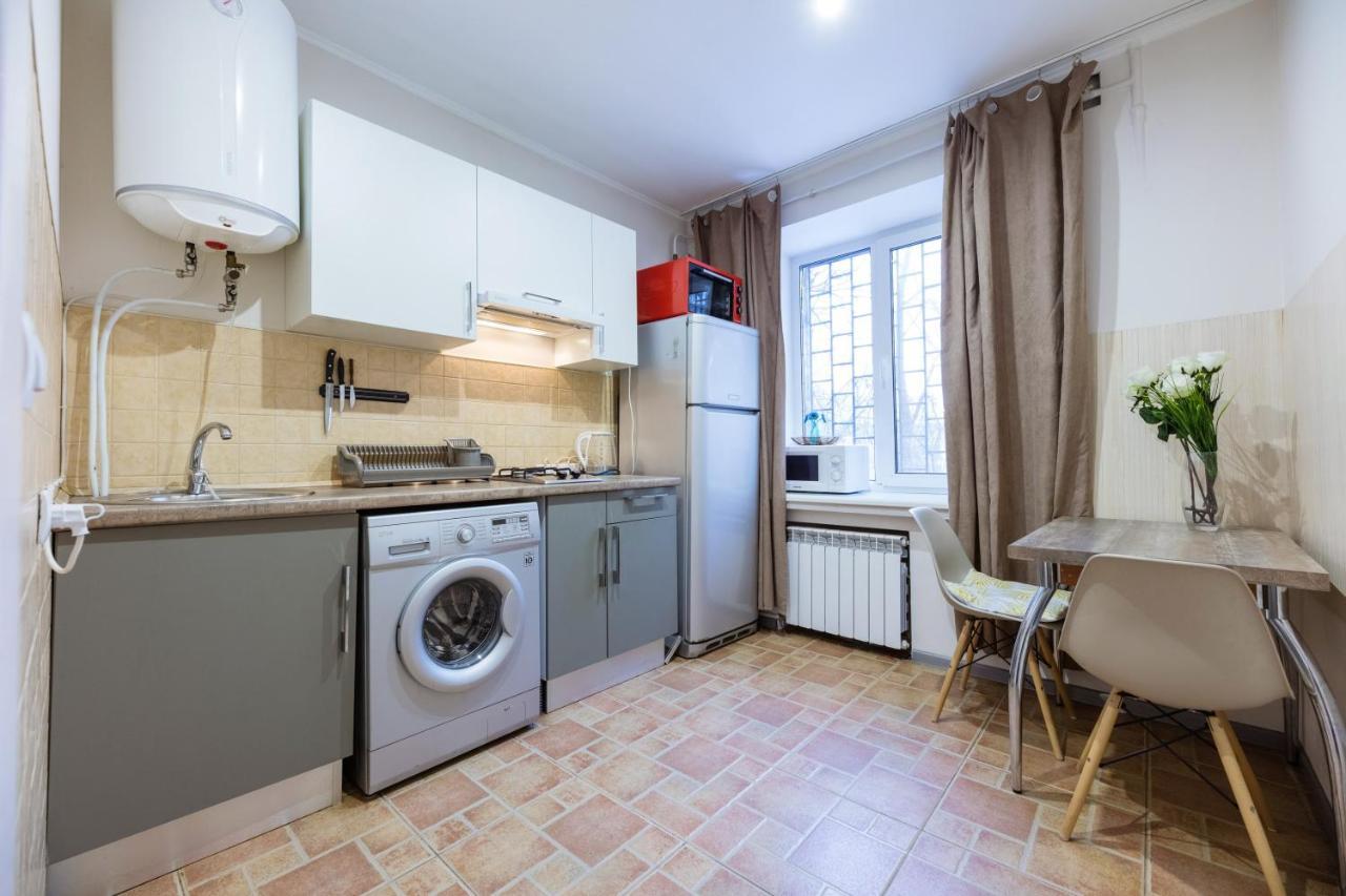 На Палаце Спорта Apartment Kiev Luaran gambar