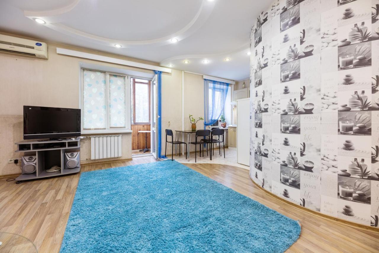 На Палаце Спорта Apartment Kiev Luaran gambar