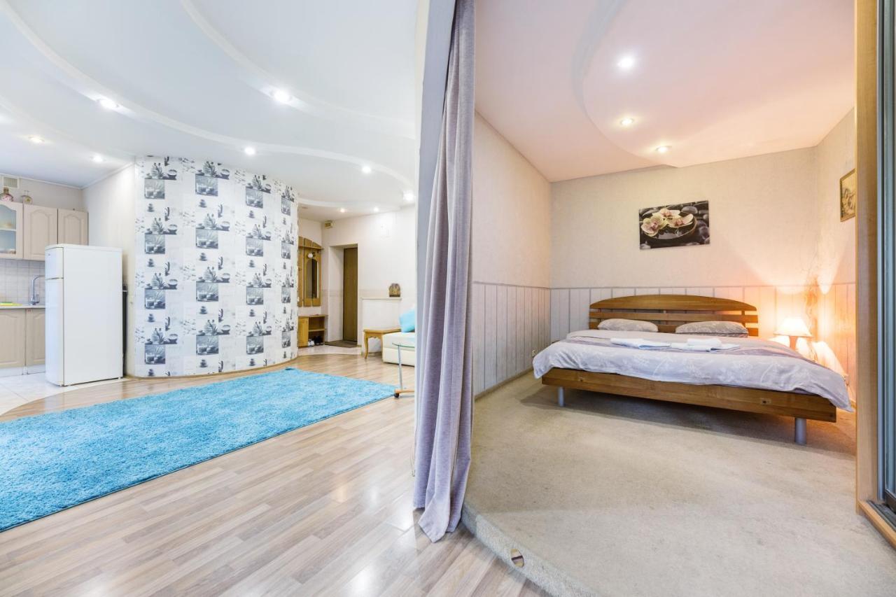 На Палаце Спорта Apartment Kiev Luaran gambar